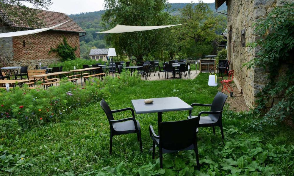 La grange des deux clefs, Moernach, Sundgau Sud Alsace, terrasse d'été, carte brasserie, traiteur et privatisation
